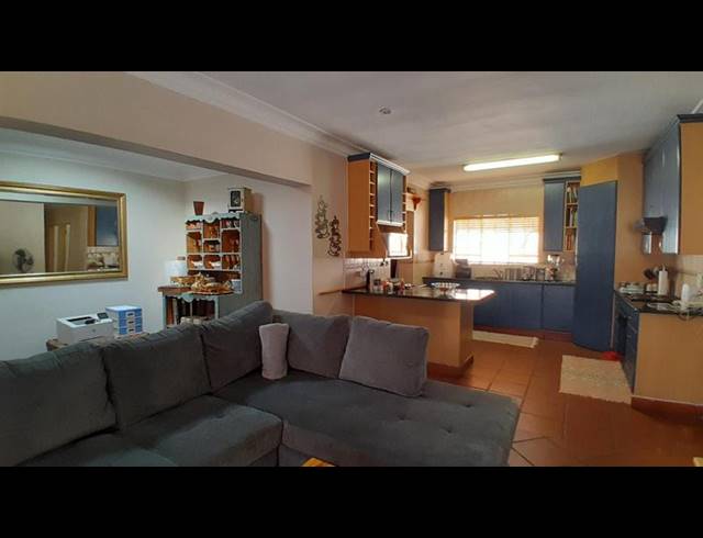 4 BEDROOM PROPERTY TO RENT IN ELDOGLEN